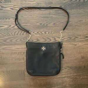 Tori Burch crossbody bag. Black leather. Very good condition.